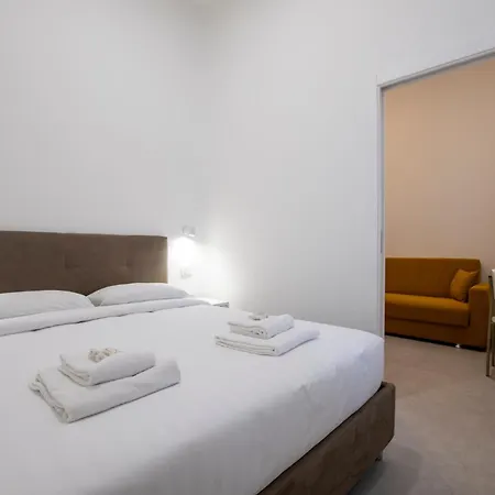 Casa Giacosa - Metro M1 Pasteur - 10min To Duomo Apartment